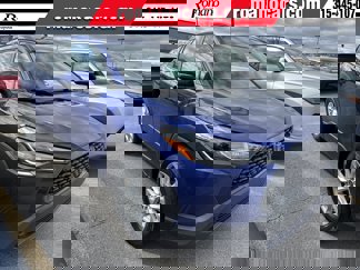 Used 2022 Toyota Corolla Cross LE image 1