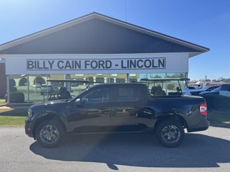 New 2025 Ford Maverick XLT w/ 4K Tow Package image 1