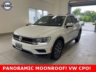 Used 2018 Volkswagen Tiguan SE w/ Panoramic Sunroof Package image 1
