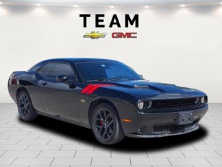 Used 2021 Dodge Challenger SXT w/ Blacktop Package image 1