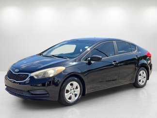 Used 2016 Kia Forte LX image 1