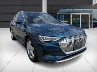 Used 2019 Audi e-tron Premium Plus image 1