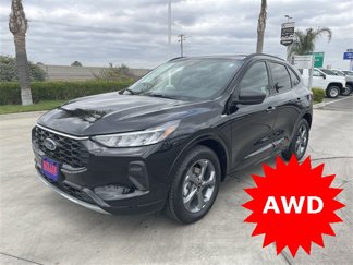 Used 2023 Ford Escape ST-Line image 1