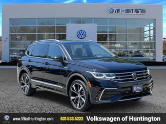 Certified 2023 Volkswagen Tiguan SEL R-Line image 1