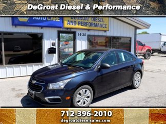 Used 2015 Chevrolet Cruze LS image 1