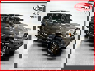 Used 2012 Toyota Tacoma PreRunner image 1