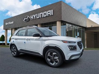 New 2025 Hyundai Venue Limited image 1