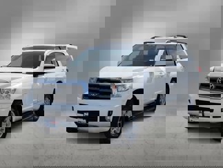 Used 2017 Toyota Sequoia SR5 image 1
