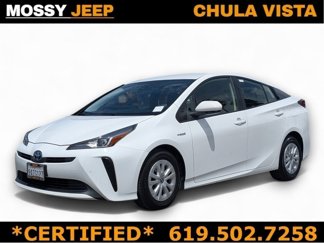 Used 2022 Toyota Prius LE image 1