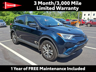 Used 2018 Toyota RAV4 LE image 1