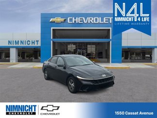 Used 2024 Hyundai Elantra SE image 1