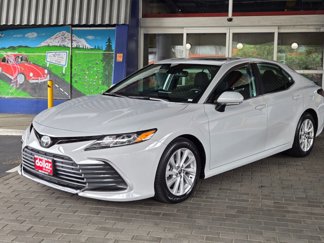 Used 2023 Toyota Camry LE w/ Convenience Package image 1