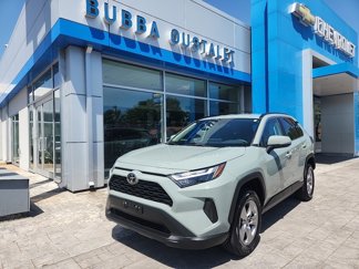 Used 2023 Toyota RAV4 XLE image 1