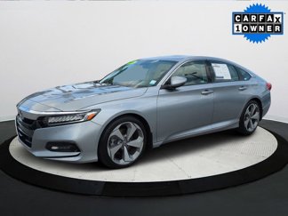Used 2018 Honda Accord Touring image 1