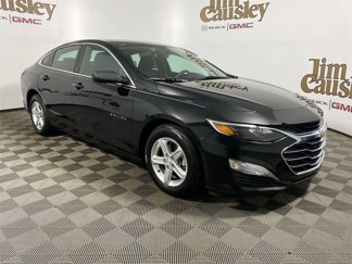 Used 2022 Chevrolet Malibu LS image 1