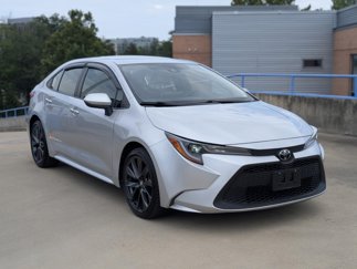 Used 2021 Toyota Corolla LE image 1