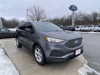 Certified 2023 Ford Edge SE image 1