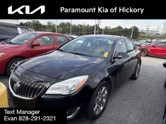 Used 2016 Buick Regal image 1
