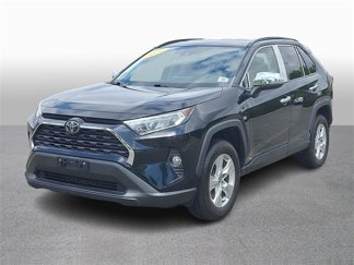 Used 2020 Toyota RAV4 XLE image 1