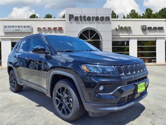 New 2025 Jeep Compass Latitude w/ Altitude Special Edition image 1