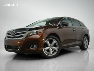 Used 2015 Toyota Venza XLE image 1