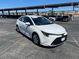 Certified 2021 Toyota Corolla LE image 1