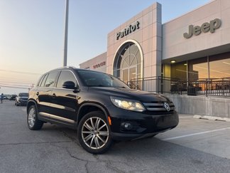 Used 2016 Volkswagen Tiguan SE image 1