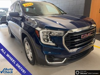 Used 2022 GMC Terrain SLE w/ Driver Convenience Package image 1