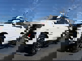 Used 2021 Chevrolet Suburban Z71 w/ Z71 Signature Package image 1