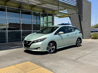 Used 2018 Nissan Leaf SV image 1