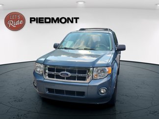 Used 2010 Ford Escape XLT image 1