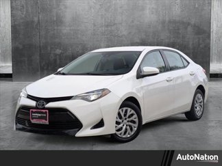 Used 2017 Toyota Corolla LE image 1
