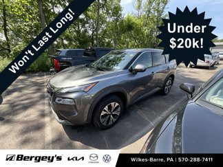 Used 2021 Nissan Rogue SV image 1