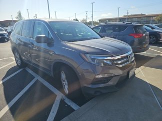 Used 2018 Honda Pilot LX image 1