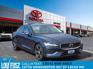 Used 2019 Volvo S60 T5 Inscription image 1