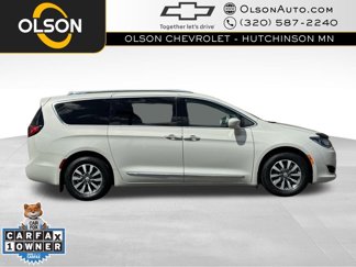 Used 2020 Chrysler Pacifica Touring-L Plus image 1