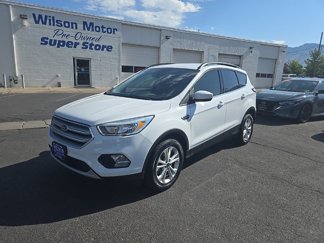 Used 2018 Ford Escape SE w/ Ford Safe & Smart Package image 1
