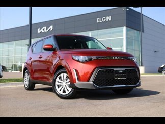 Used 2023 Kia Soul LX image 1