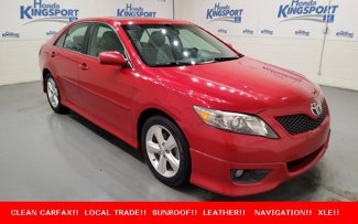 Used 2011 Toyota Camry XLE image 1