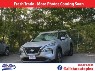Used 2023 Nissan Rogue SV image 1