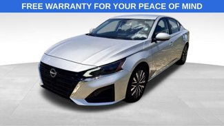 Used 2023 Nissan Altima 2.5 SV image 1