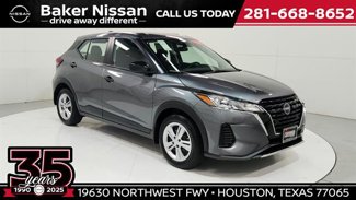 Used 2025 Nissan Kicks Play S image 1