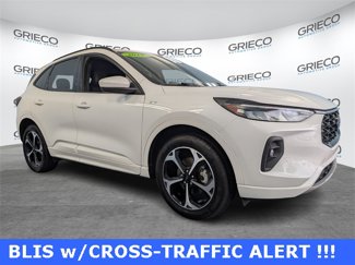 Used 2023 Ford Escape ST-Line Select image 1
