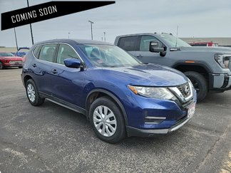 Used 2017 Nissan Rogue S image 1
