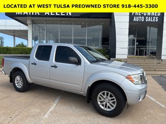 Used 2019 Nissan Frontier SV image 1