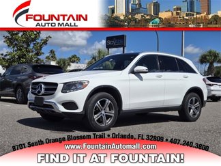 Used 2017 Mercedes-Benz GLC 300 4MATIC image 1