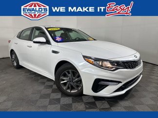 Used 2019 Kia Optima LX image 1