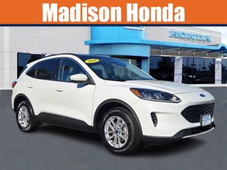 Used 2020 Ford Escape SE image 1