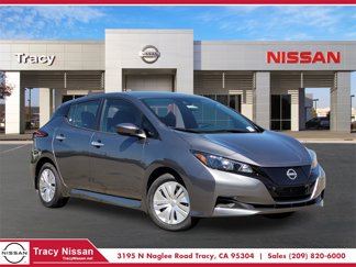 New 2024 Nissan Leaf S image 1