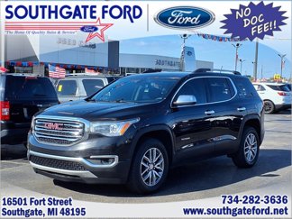 Used 2017 GMC Acadia SLE image 1